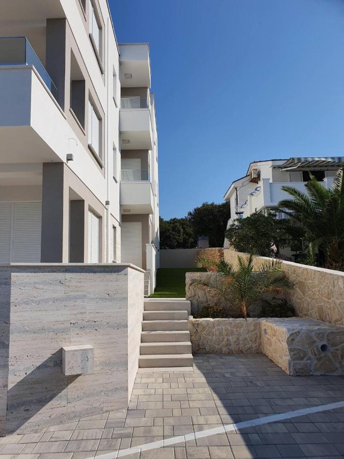 Villa Mondee Мандре Екстериор снимка
